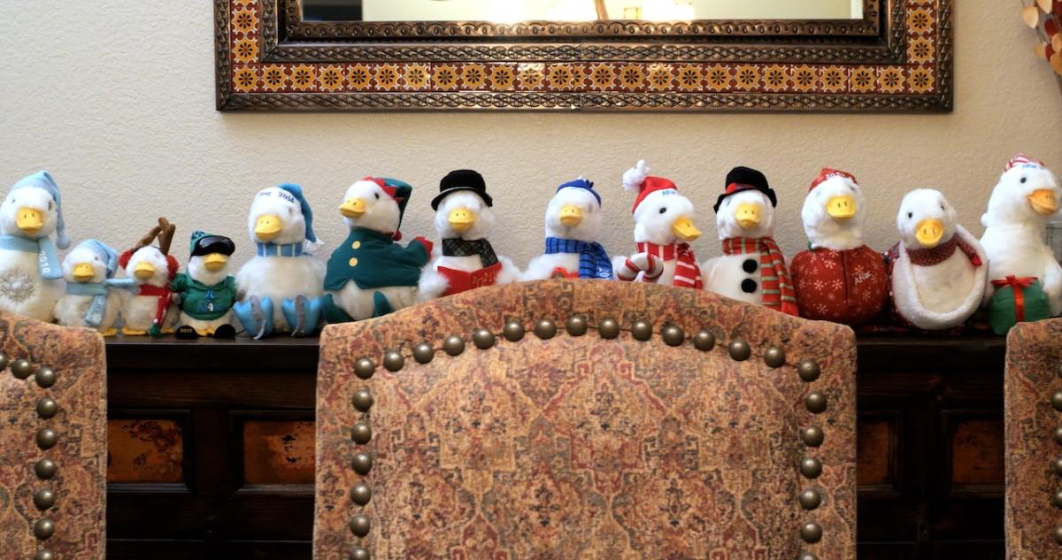 Arizona Families Celebrate Aflac Holiday Duck Each Year Wit